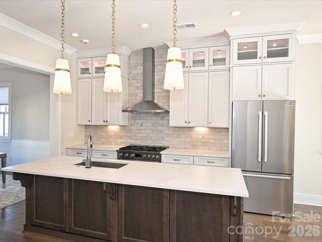 2428 Runnymede Lane, Charlotte, NC 28209