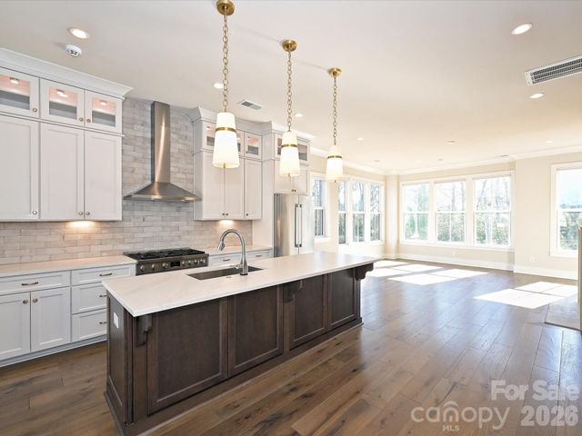 2428 Runnymede Lane, Charlotte, NC 28209