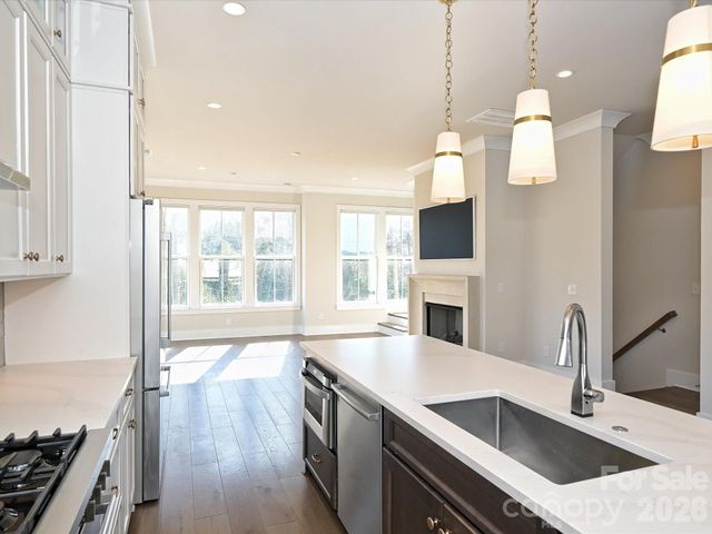 2428 Runnymede Lane, Charlotte, NC 28209