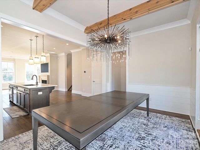 2428 Runnymede Lane, Charlotte, NC 28209