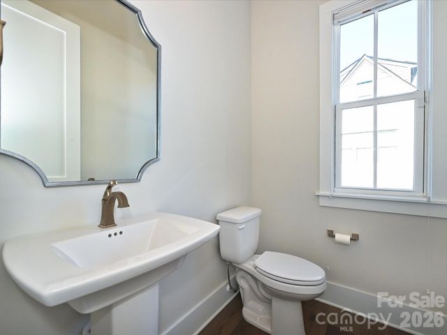 2428 Runnymede Lane, Charlotte, NC 28209