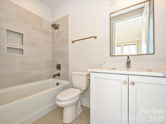 2428 Runnymede Lane, Charlotte, NC 28209