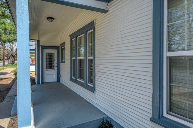 1231 W Main Street, Denison, TX 75020