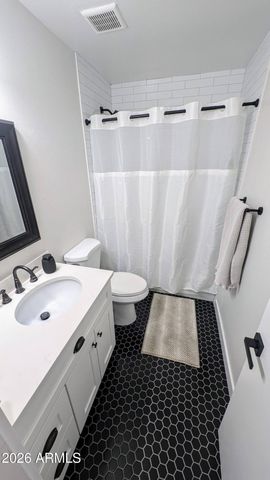 6905 E OSBORN Road D, Scottsdale, AZ 85251
