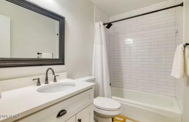 6905 E OSBORN Road D, Scottsdale, AZ 85251