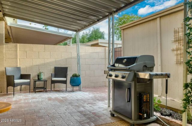 6905 E OSBORN Road D, Scottsdale, AZ 85251