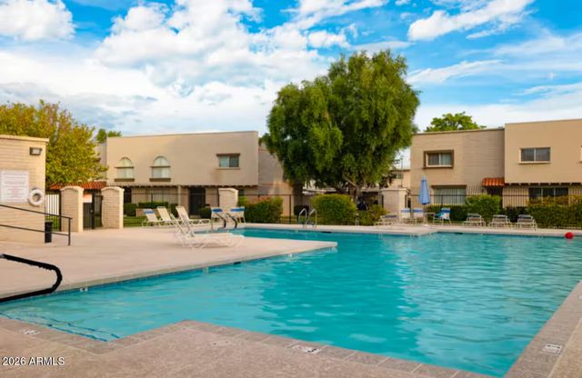 6905 E OSBORN Road D, Scottsdale, AZ 85251