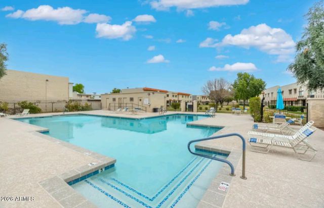 6905 E OSBORN Road D, Scottsdale, AZ 85251