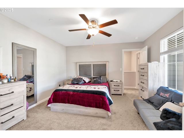 1929 Ne 100TH Cir, Vancouver, WA 98686