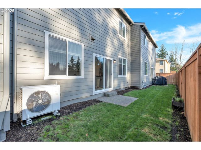 1929 Ne 100TH Cir, Vancouver, WA 98686