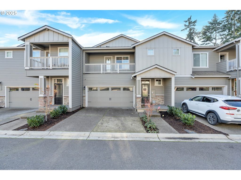 1929 Ne 100TH Cir, Vancouver, WA 98686