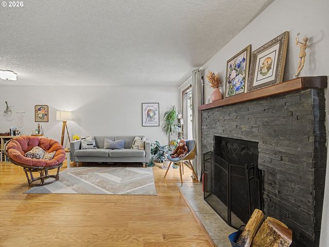 3214 Ne 29TH St, Gresham, OR 97030