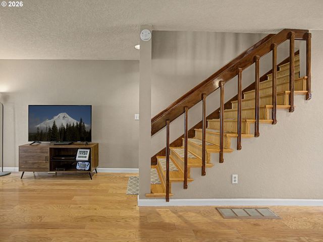 3214 Ne 29TH St, Gresham, OR 97030