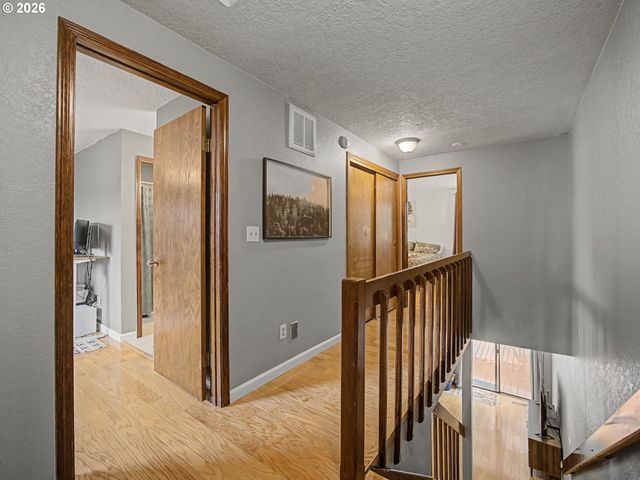 3214 Ne 29TH St, Gresham, OR 97030