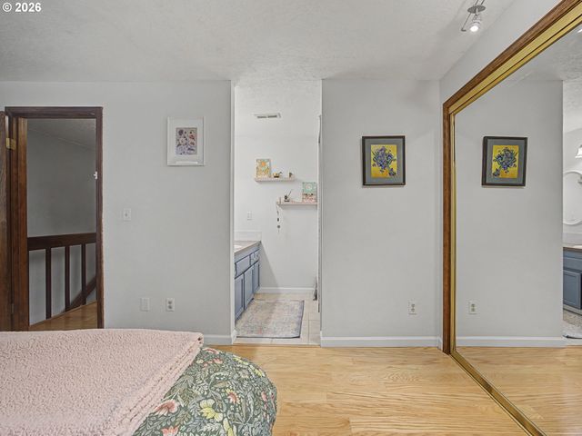 3214 Ne 29TH St, Gresham, OR 97030