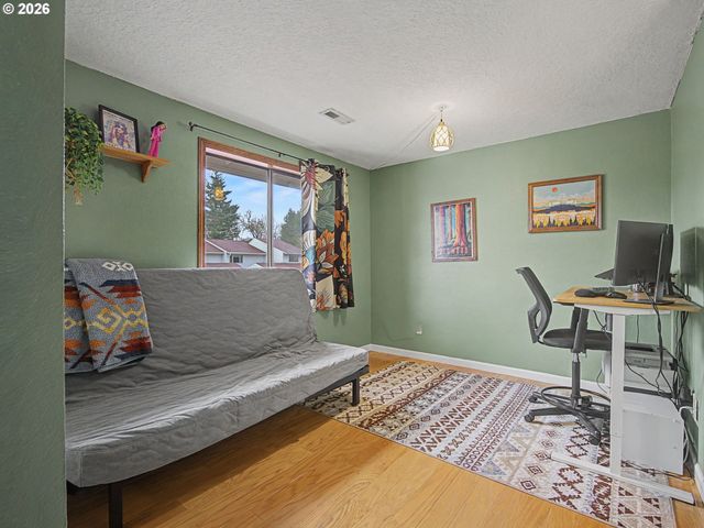 3214 Ne 29TH St, Gresham, OR 97030