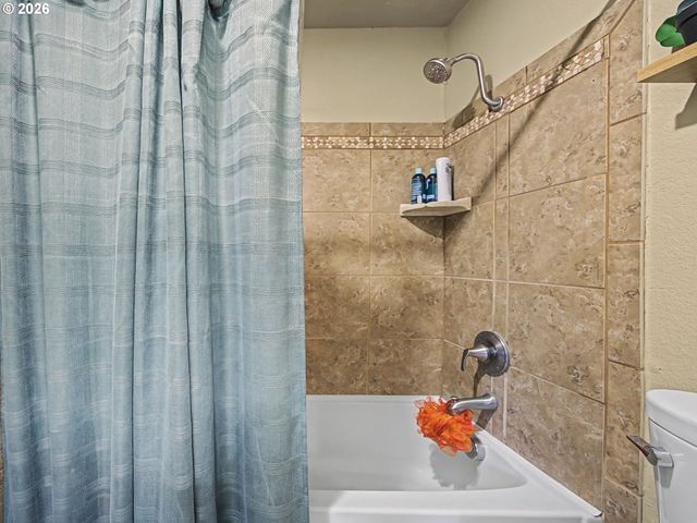 3214 Ne 29TH St, Gresham, OR 97030