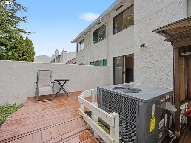 3214 Ne 29TH St, Gresham, OR 97030