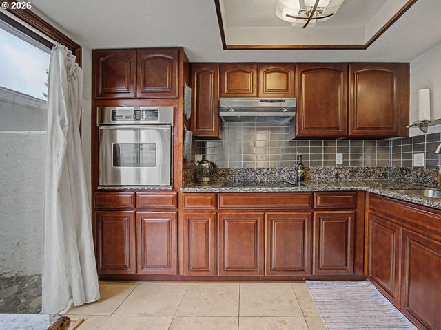 3214 Ne 29TH St, Gresham, OR 97030