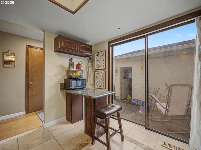 3214 Ne 29TH St, Gresham, OR 97030