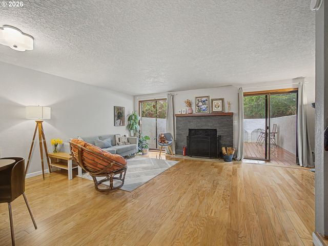 3214 Ne 29TH St, Gresham, OR 97030