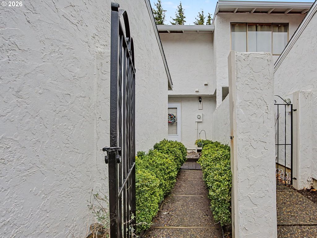 3214 Ne 29TH St, Gresham, OR 97030