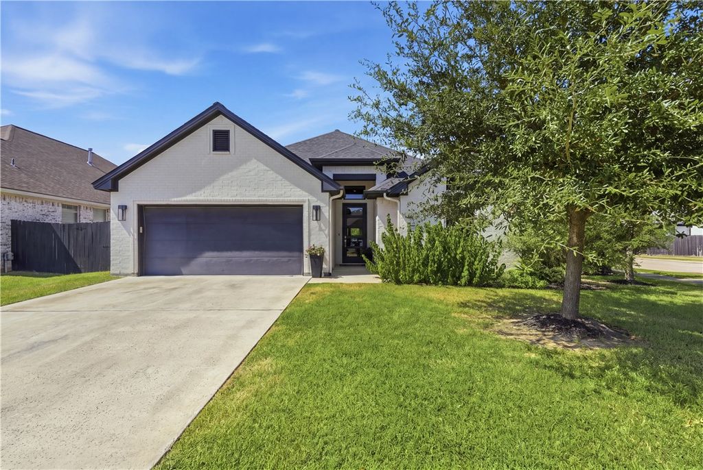 4002 Eskew Drive, College Station, TX 77845 — exterior