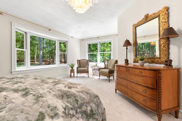 64 Leslie Rd, Rowley, MA 01969