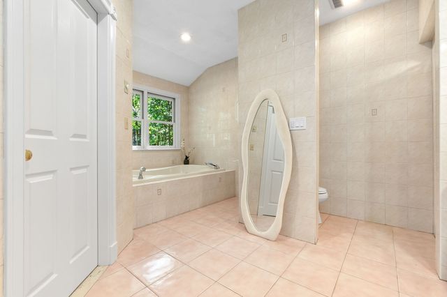 64 Leslie Rd, Rowley, MA 01969