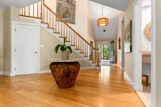 64 Leslie Rd, Rowley, MA 01969