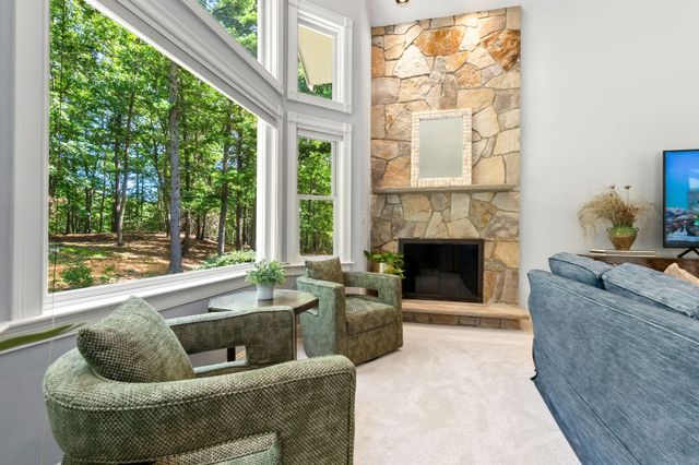 64 Leslie Rd, Rowley, MA 01969