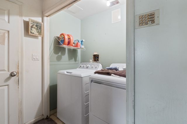 365 Washington St 3, Norwood, MA 02062