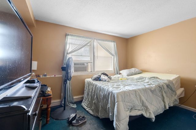 365 Washington St 3, Norwood, MA 02062