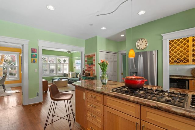 1027 S DAKOTA AVENUE, Tampa, FL 33606