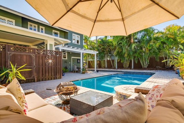 1027 S DAKOTA AVENUE, Tampa, FL 33606