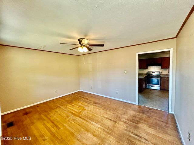 1918 Us 74 E Highway, Hamlet, NC 28345