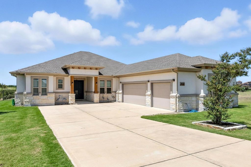450 Peck ST, Kyle, TX 78640