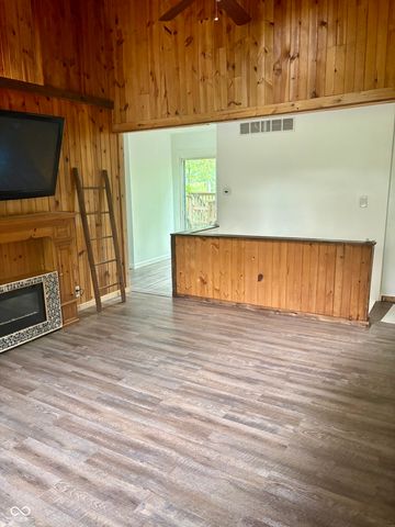 764 W Hinshaw Drive, Nineveh, IN 46164