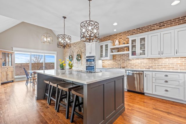 985 Sunset Circle, Jasper, TN 37347