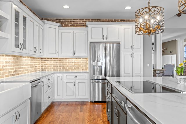 985 Sunset Circle, Jasper, TN 37347