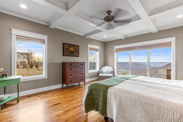 985 Sunset Circle, Jasper, TN 37347