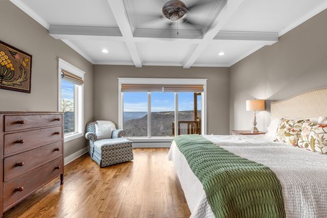 985 Sunset Circle, Jasper, TN 37347