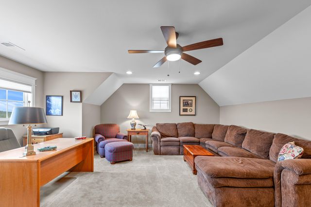 985 Sunset Circle, Jasper, TN 37347