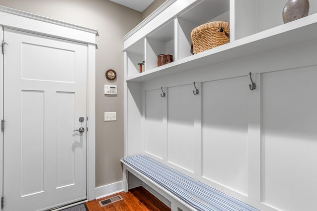 985 Sunset Circle, Jasper, TN 37347