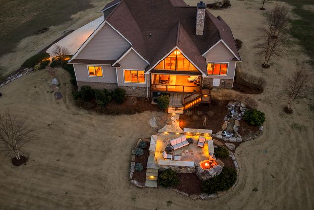 985 Sunset Circle, Jasper, TN 37347