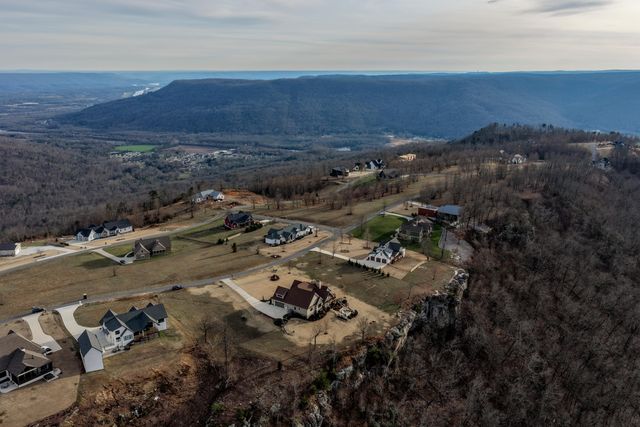 985 Sunset Circle, Jasper, TN 37347