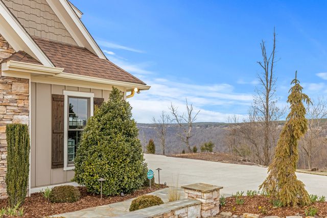 985 Sunset Circle, Jasper, TN 37347