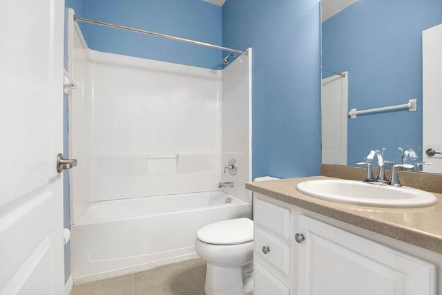 8614 TURNSTONE SHORE LANE, Riverview, FL 33578