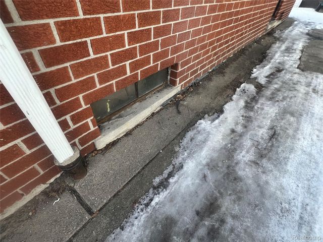 17861 Annott Street, Detroit, MI 48205