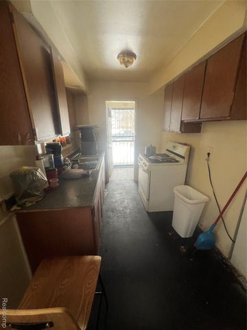 17861 Annott Street, Detroit, MI 48205